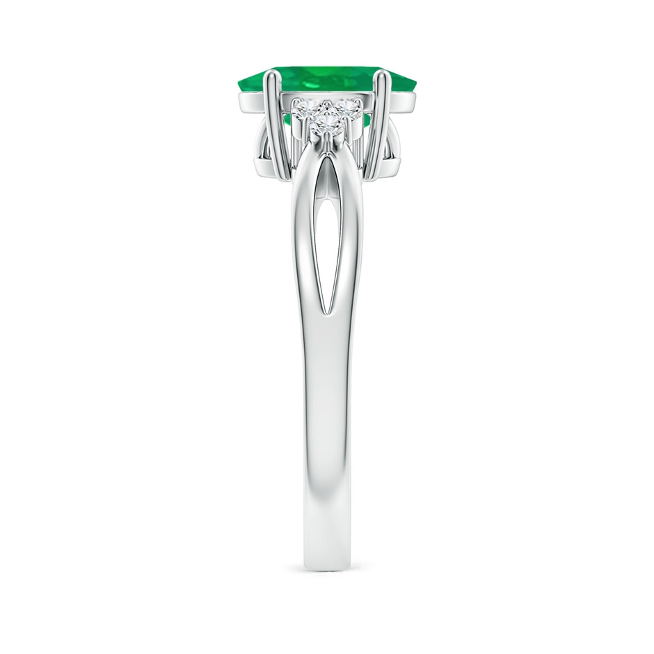 9x7mm AA Solitaire Oval Emerald Split Shank Ring with Trio Diamonds in White Gold side 299