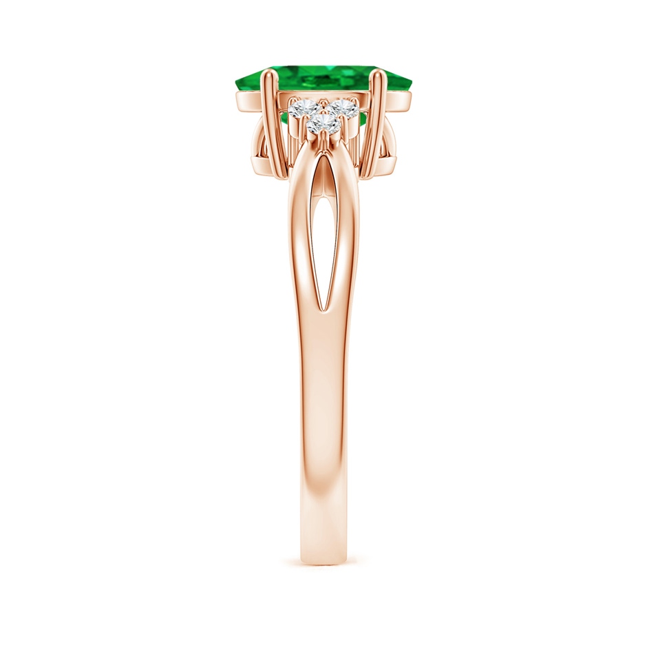 9x7mm AAA Solitaire Oval Emerald Split Shank Ring with Trio Diamonds in Rose Gold side 299