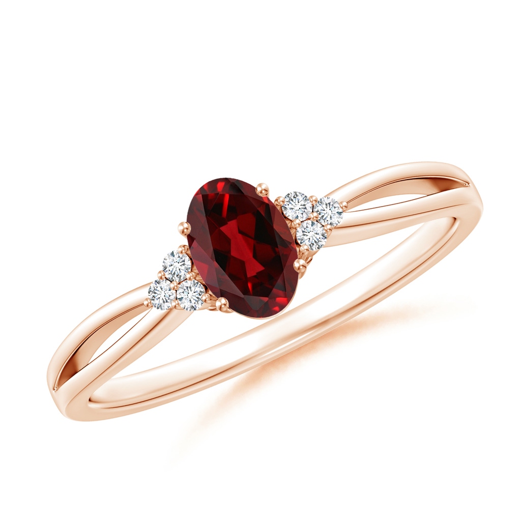 6x4mm AAAA Solitaire Oval Garnet Split Shank Ring with Trio Diamonds in Rose Gold