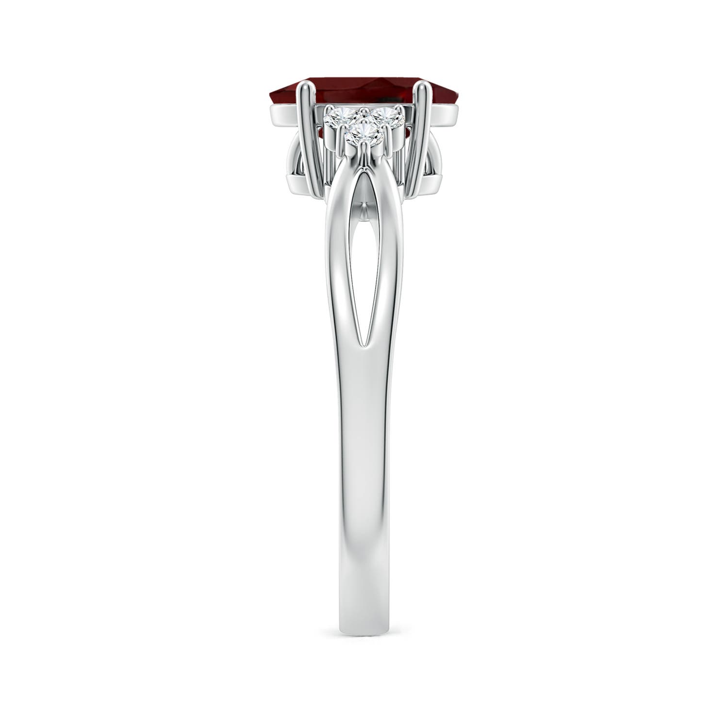 8x6mm AAA Solitaire Oval Garnet Split Shank Ring with Trio Diamonds in White Gold - side 3