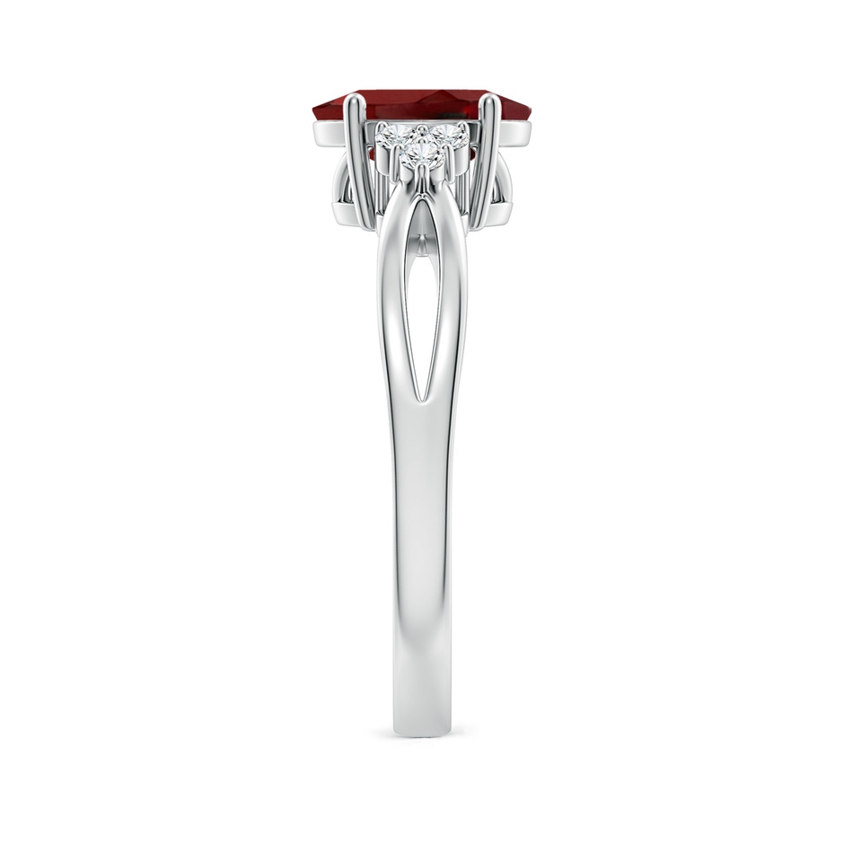 8x6mm AAAA Solitaire Oval Garnet Split Shank Ring with Trio Diamonds in P950 Platinum side 299