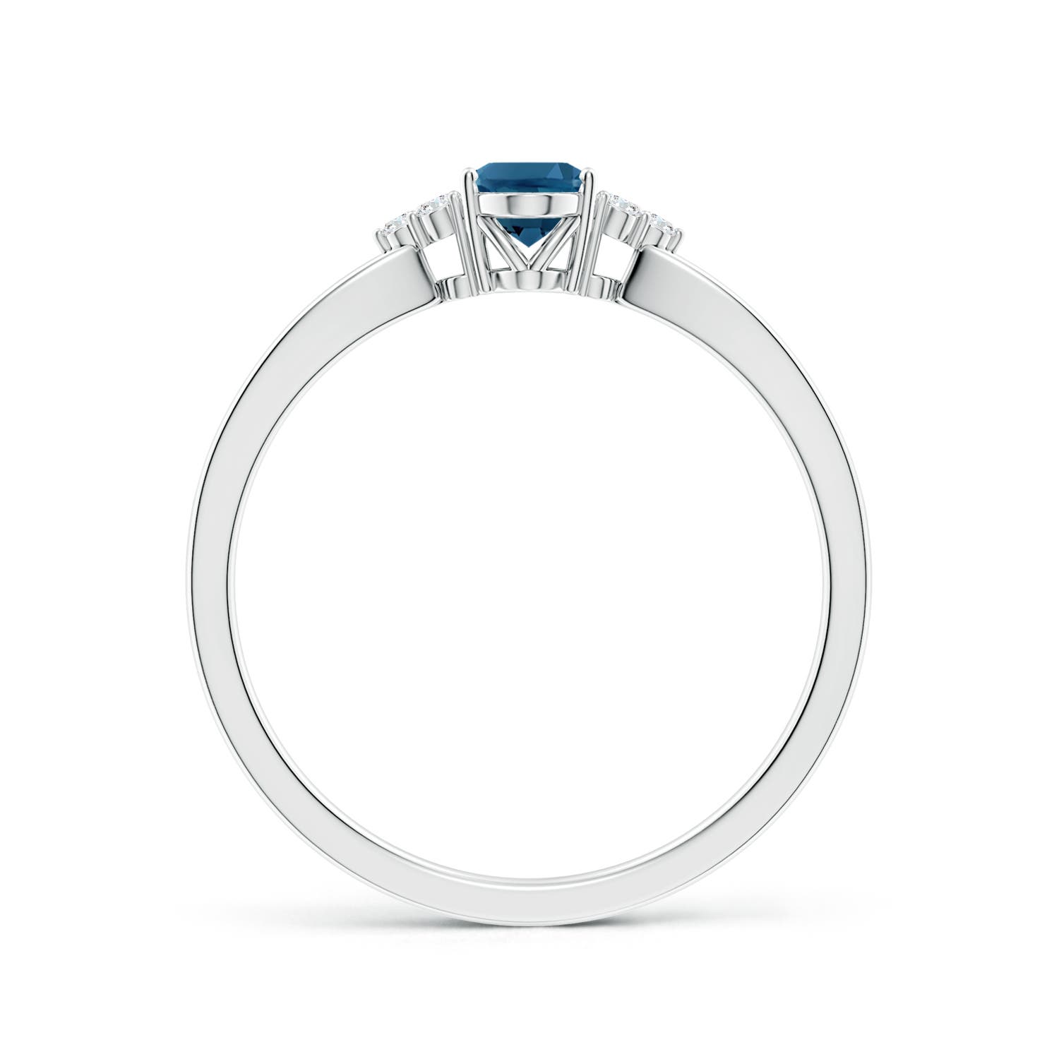 AAA - London Blue Topaz / 0.6 CT / 14 KT White Gold