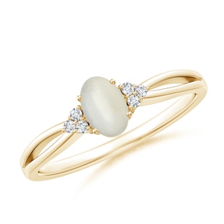 6x4mm AAA Solitaire Oval Moonstone Split Shank Ring with Trio Diamonds in Yellow Gold