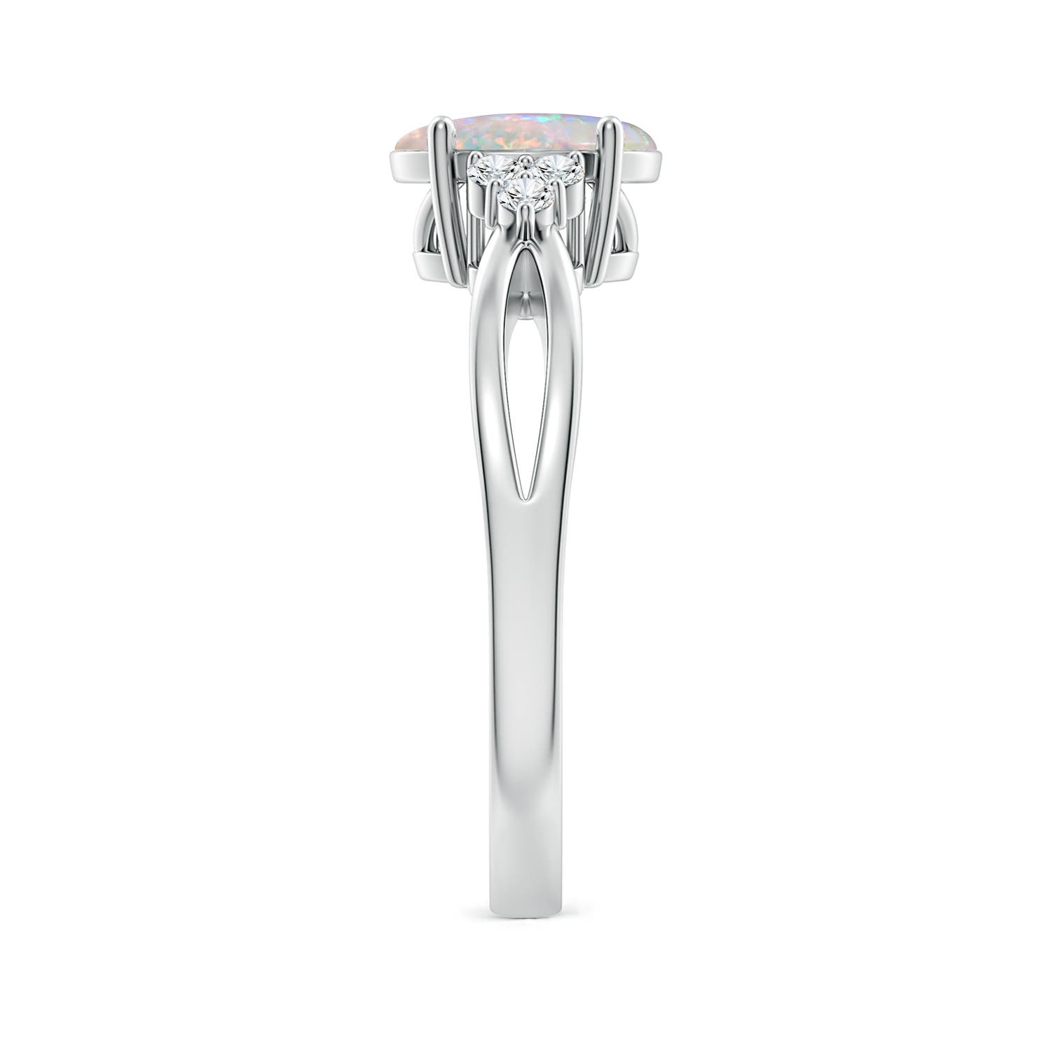 AAAA - Opal / 0.88 CT / 14 KT White Gold