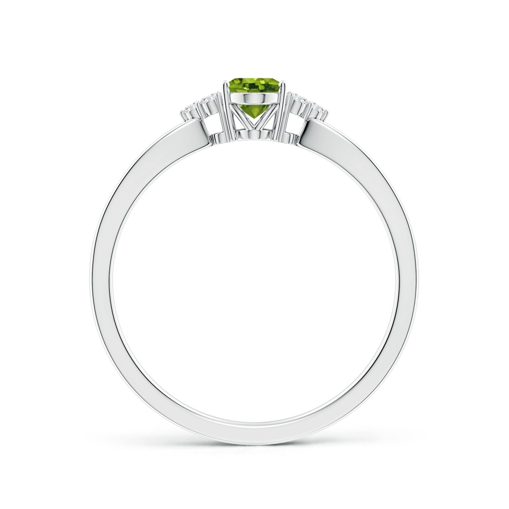 6x4mm AAAA Solitaire Oval Peridot Split Shank Ring with Trio Diamonds in P950 Platinum - side_1