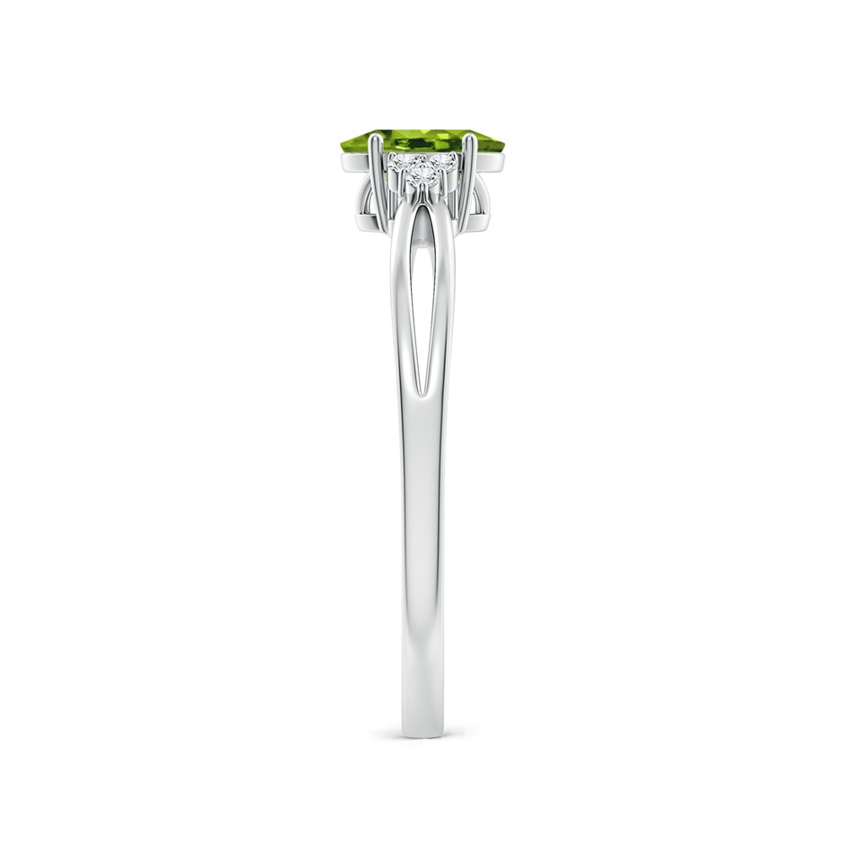 6x4mm AAAA Solitaire Oval Peridot Split Shank Ring with Trio Diamonds in P950 Platinum side-2
