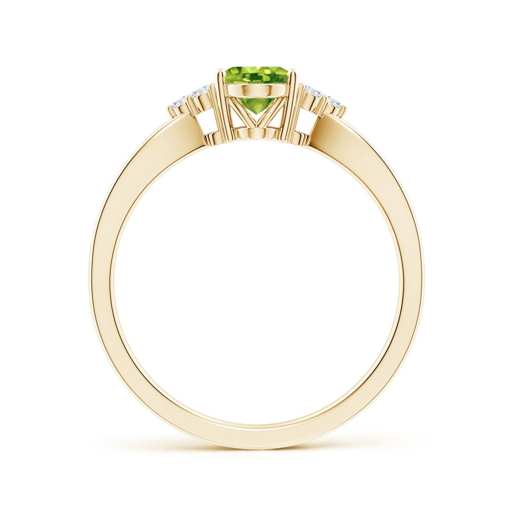 7x5mm AAA Solitaire Oval Peridot Split Shank Ring with Trio Diamonds in Yellow Gold - side_1