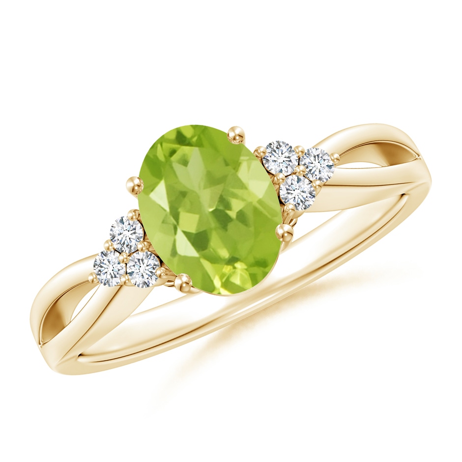 8x6mm AA Solitaire Oval Peridot Split Shank Ring with Trio Diamonds in Yellow Gold 