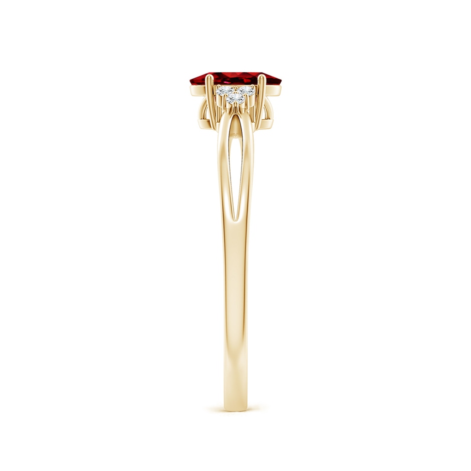 6x4mm AAAA Solitaire Oval Ruby Split Shank Ring with Trio Diamonds in Yellow Gold side 299