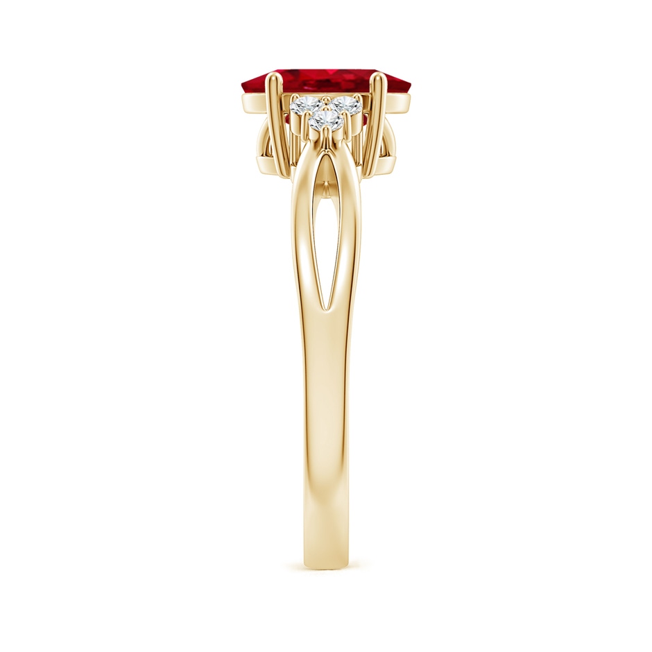 8x6mm AAA Solitaire Oval Ruby Split Shank Ring with Trio Diamonds in Yellow Gold side 299