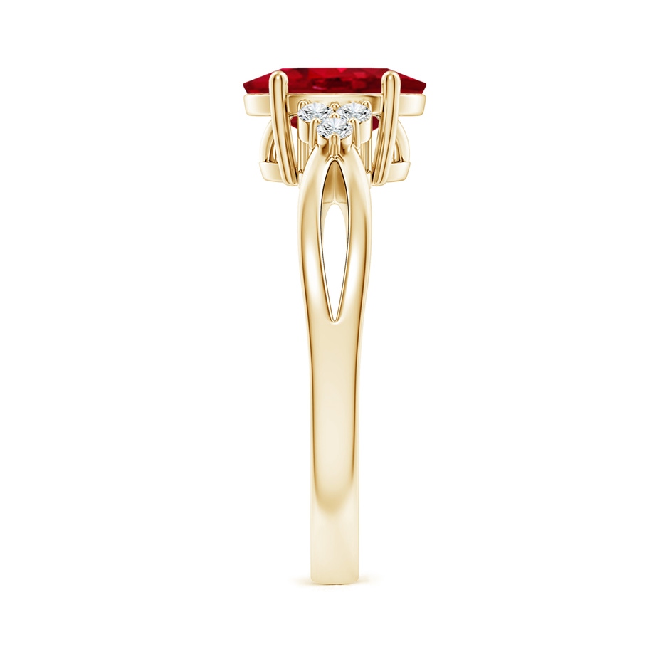 9x7mm AAA Solitaire Oval Ruby Split Shank Ring with Trio Diamonds in Yellow Gold side 299
