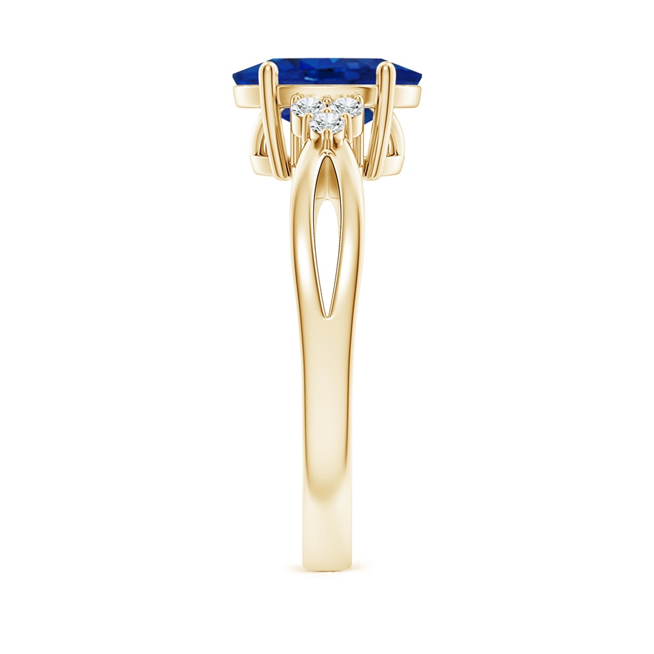 10x8mm AAA Solitaire Oval Blue Sapphire Split Shank Ring with Trio Diamonds in Yellow Gold side 299