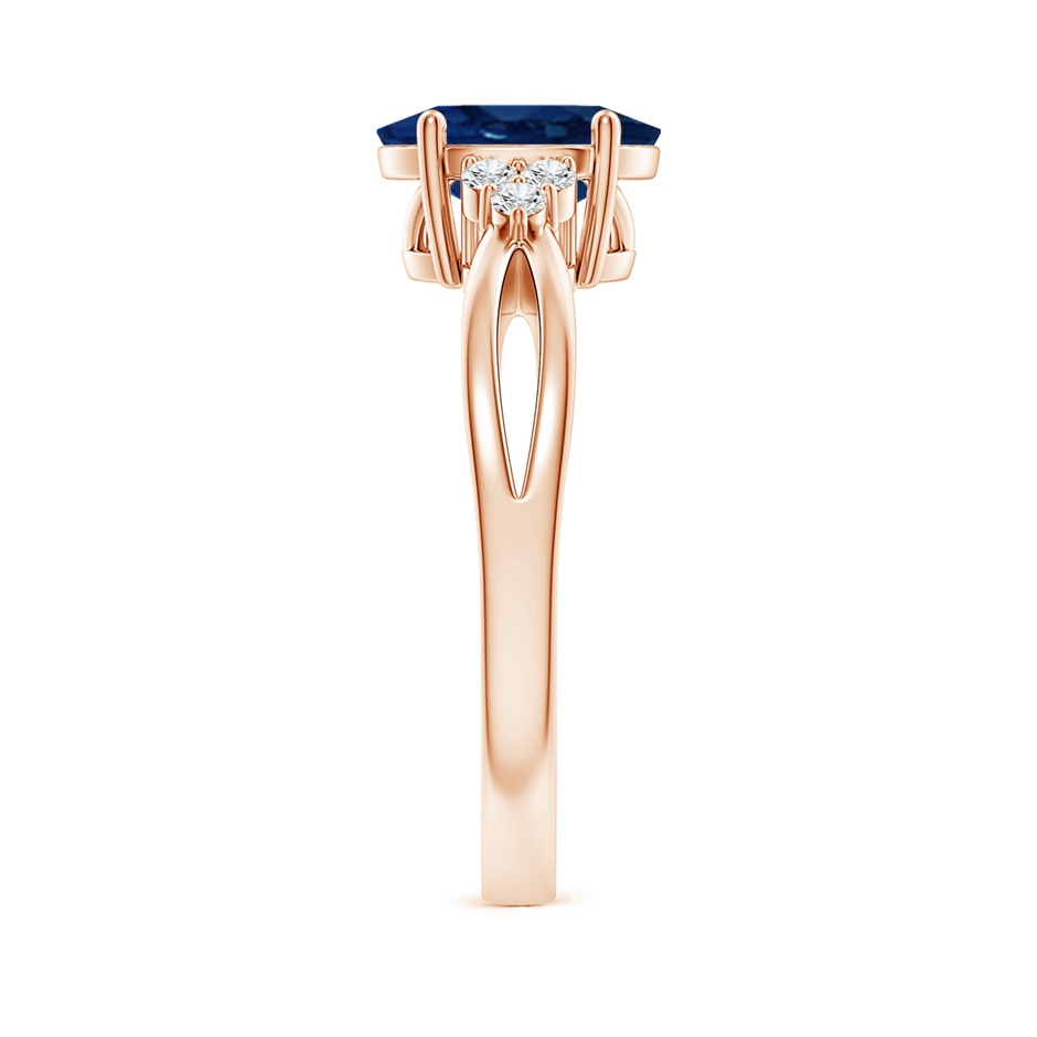 9x7mm AA Solitaire Oval Blue Sapphire Split Shank Ring with Trio Diamonds in Rose Gold side 299