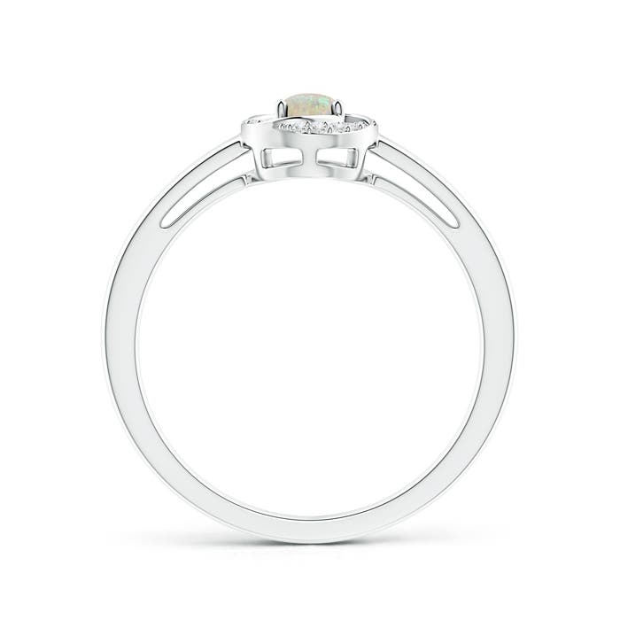 AAA - Opal / 0.23 CT / 14 KT White Gold