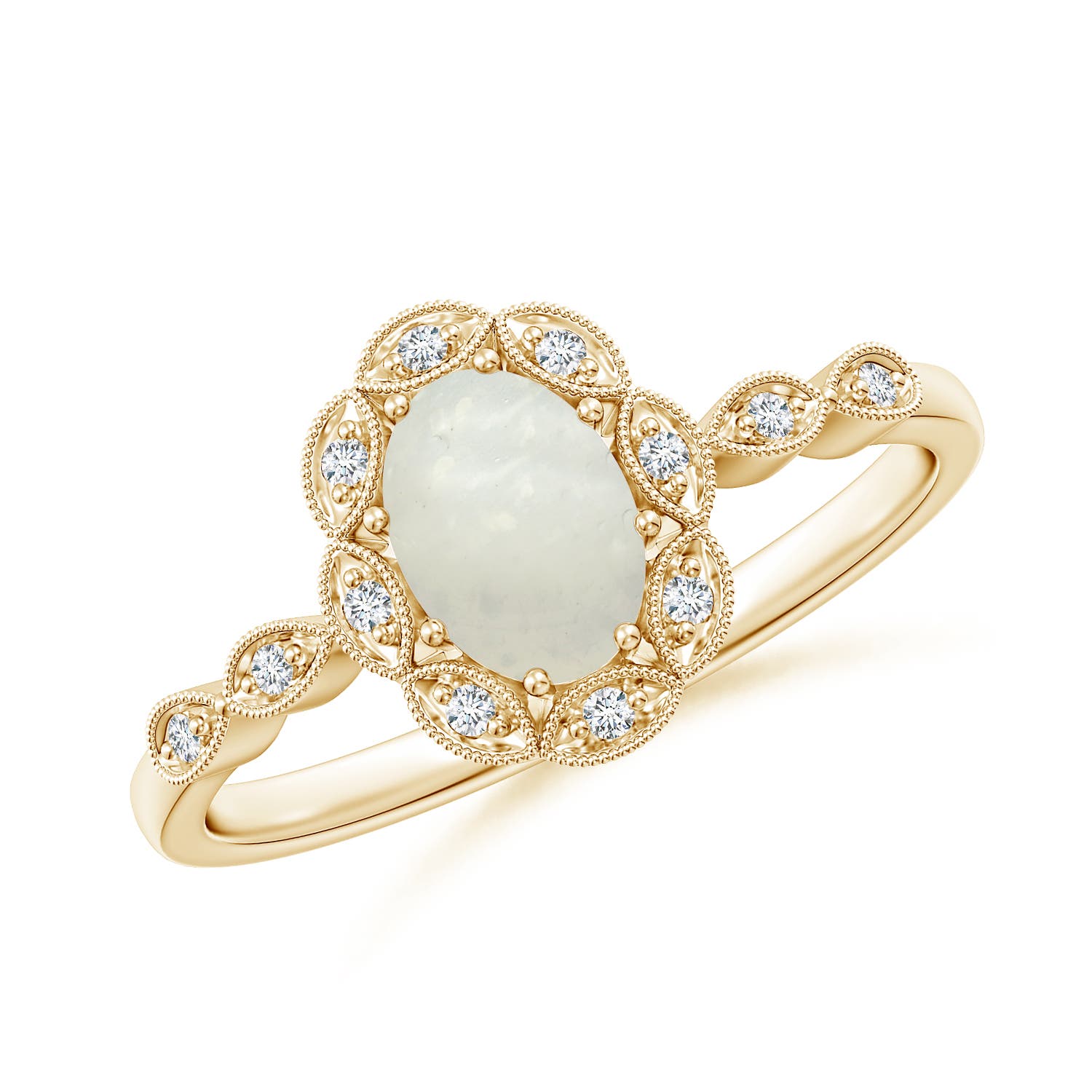 A - Moonstone / 0.74 CT / 14 KT Yellow Gold