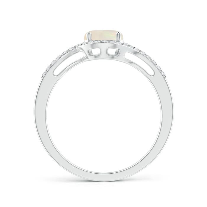 A - Opal / 0.66 CT / 14 KT White Gold