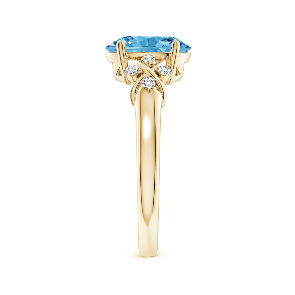 9x7mm AAAA Solitaire Oval Fancy Intense Blue Diamond Criss Cross Ring in Yellow Gold side 299