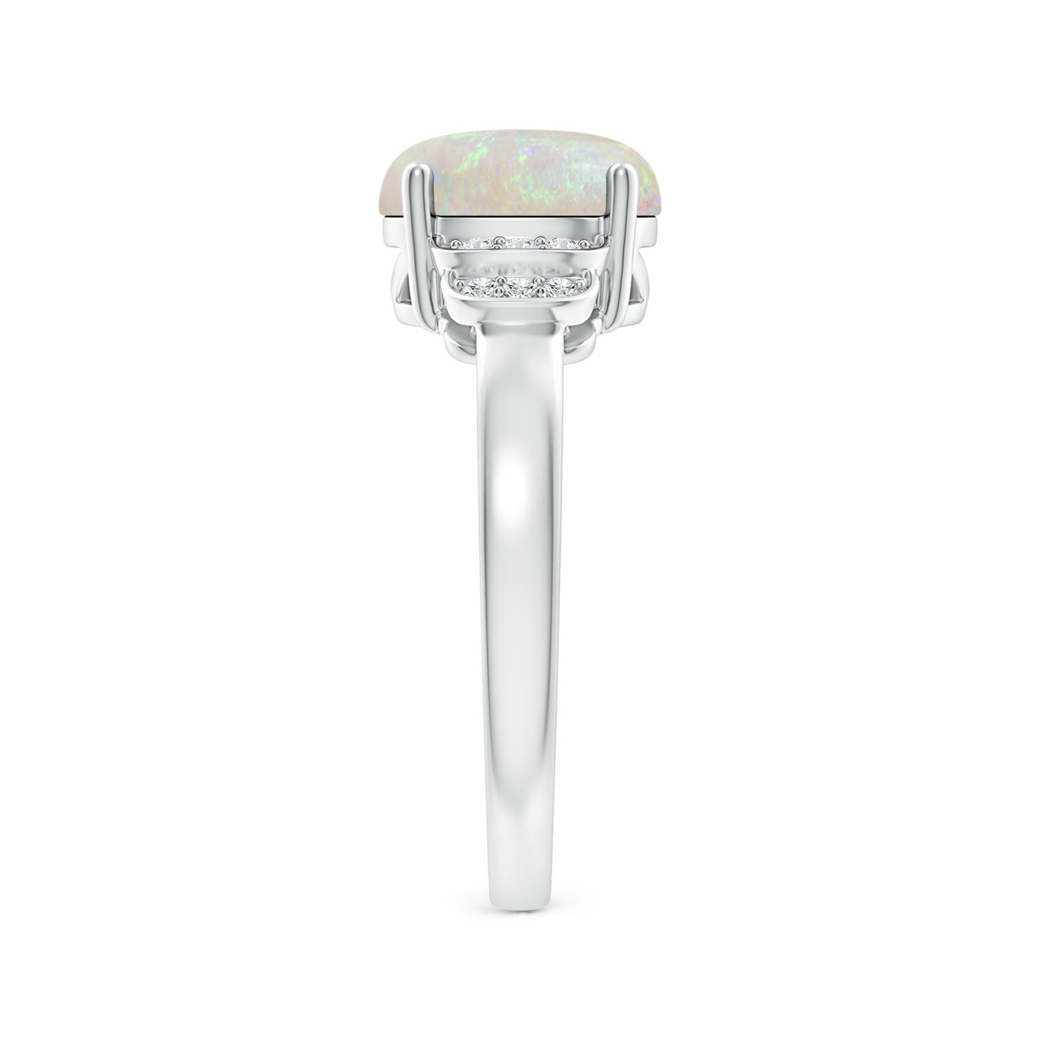 AA - Opal / 1.18 CT / 14 KT White Gold