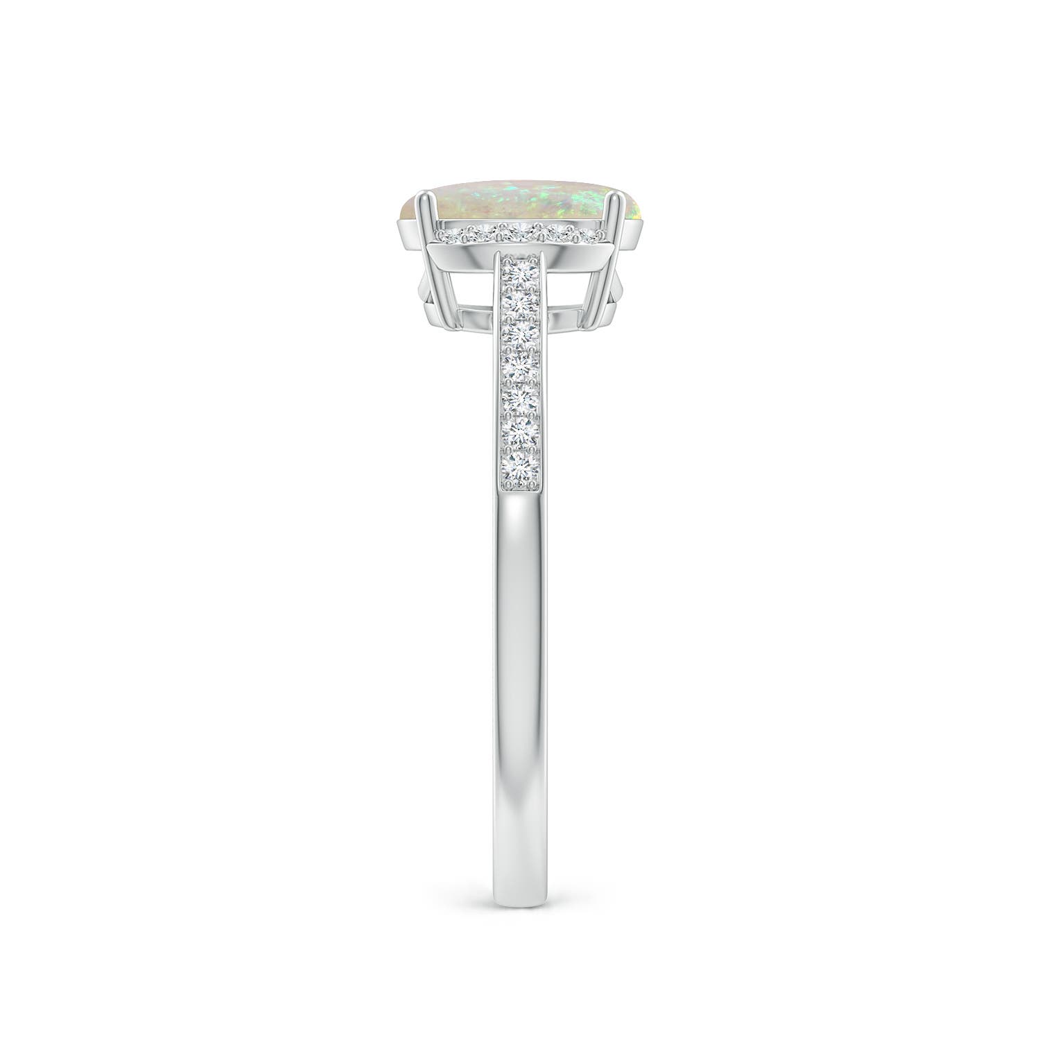 AAA - Opal / 0.93 CT / 14 KT White Gold