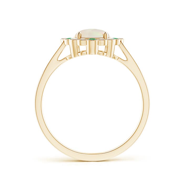 A - Opal / 0.81 CT / 14 KT Yellow Gold