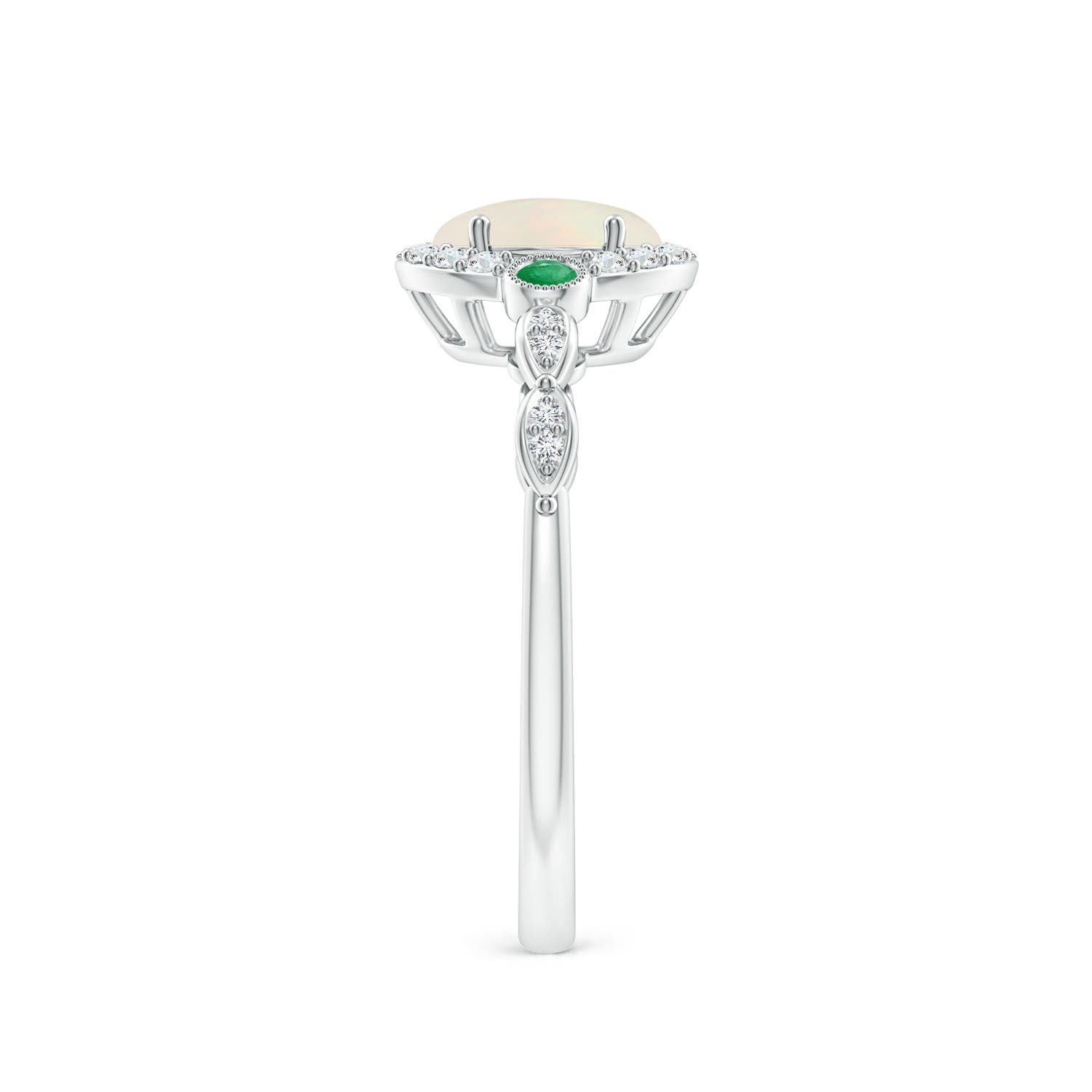 A - Opal / 0.66 CT / 14 KT White Gold