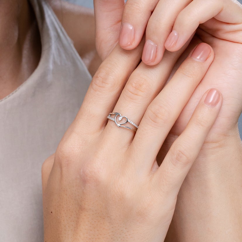 Round Diamond Split Shank Heart Promise Ring