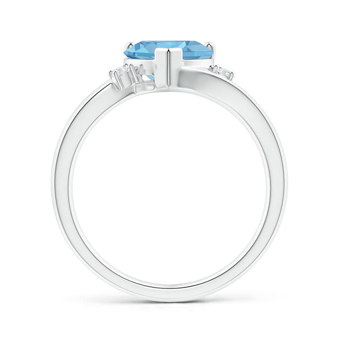 AA - Swiss Blue Topaz / 2.18 CT / 14 KT White Gold