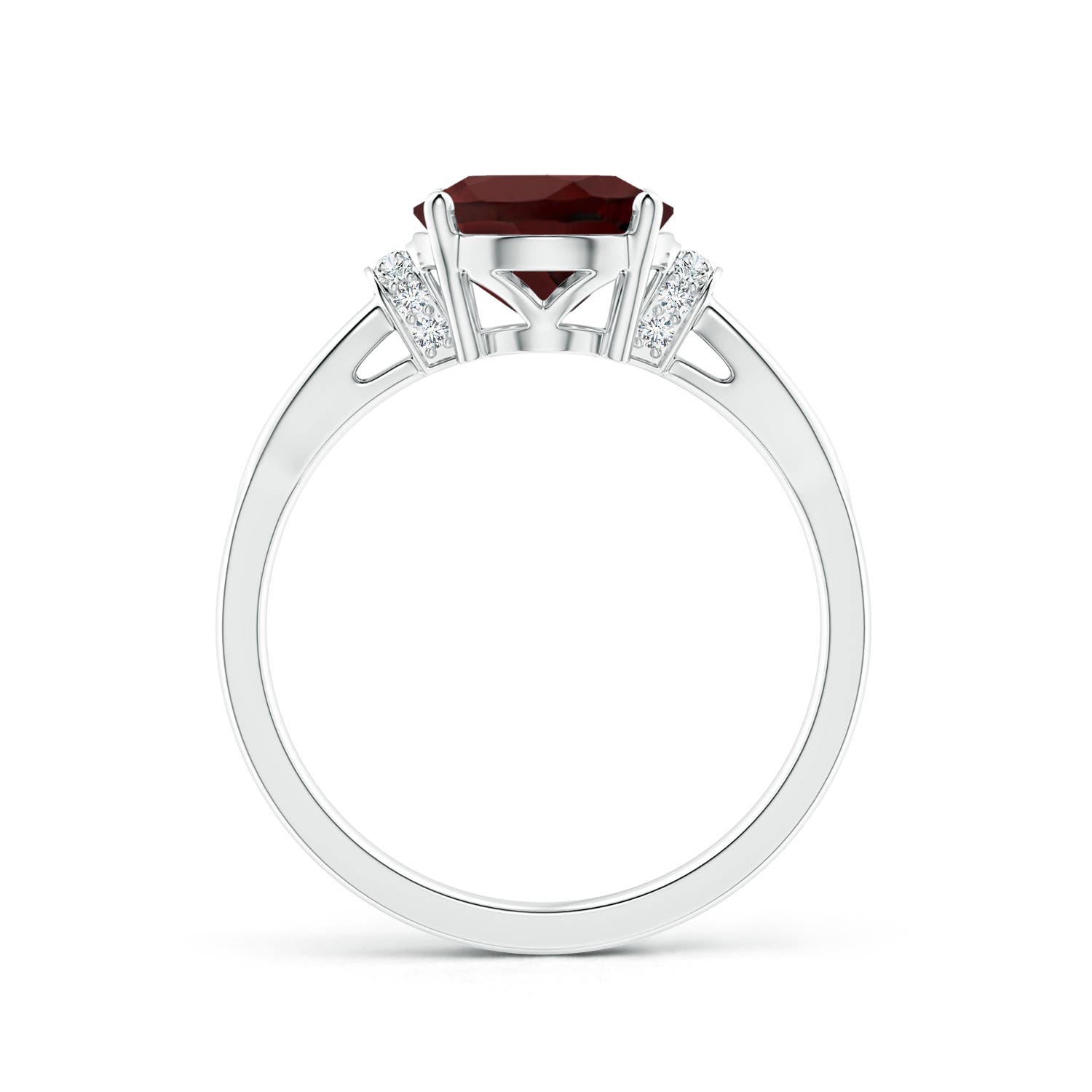 AA - Garnet / 3.03 CT / 14 KT White Gold