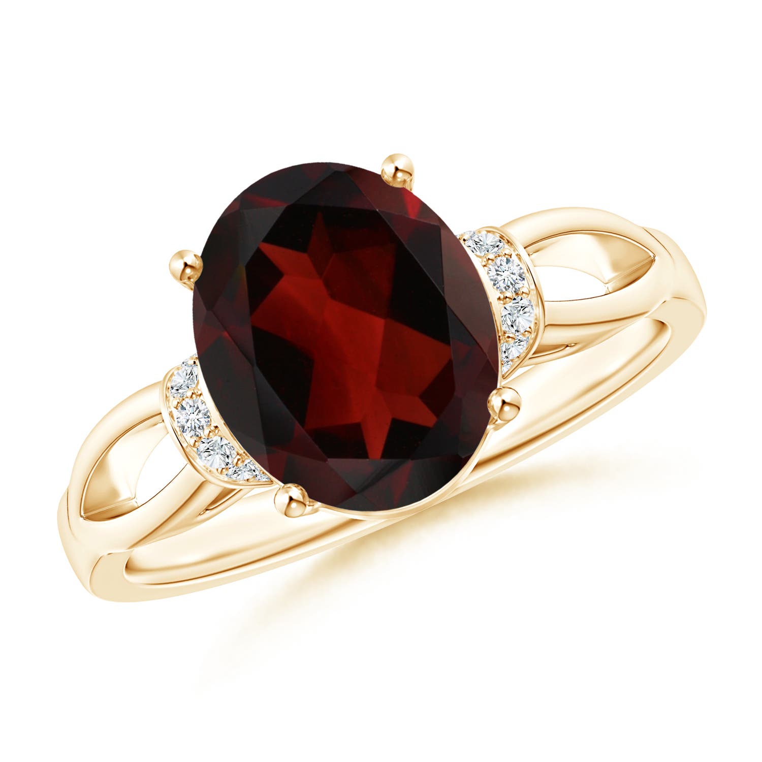 AA - Garnet / 3.03 CT / 14 KT Yellow Gold