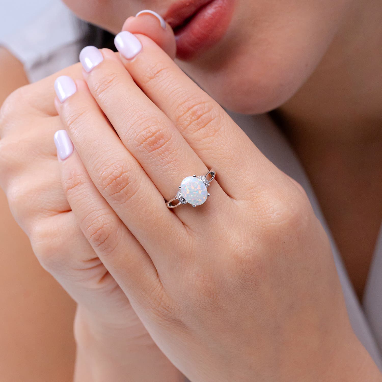 SR1459OPD lifestyle image - lifestyle 3