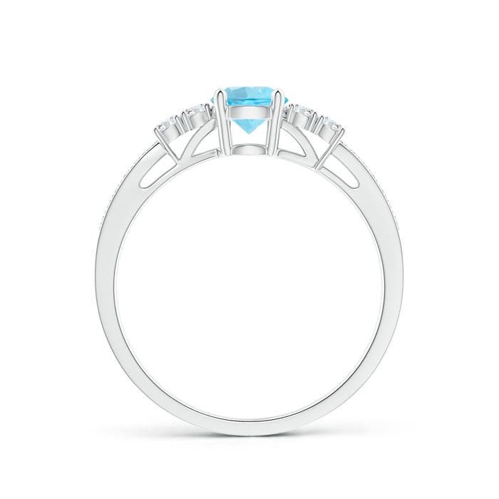 A - Swiss Blue Topaz / 0.8 CT / 14 KT White Gold