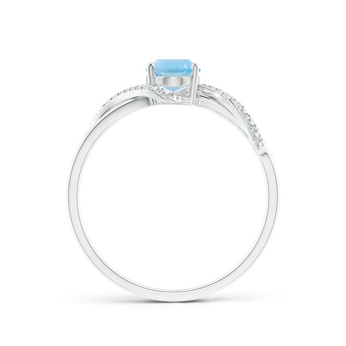 A - Swiss Blue Topaz / 1.08 CT / 14 KT White Gold