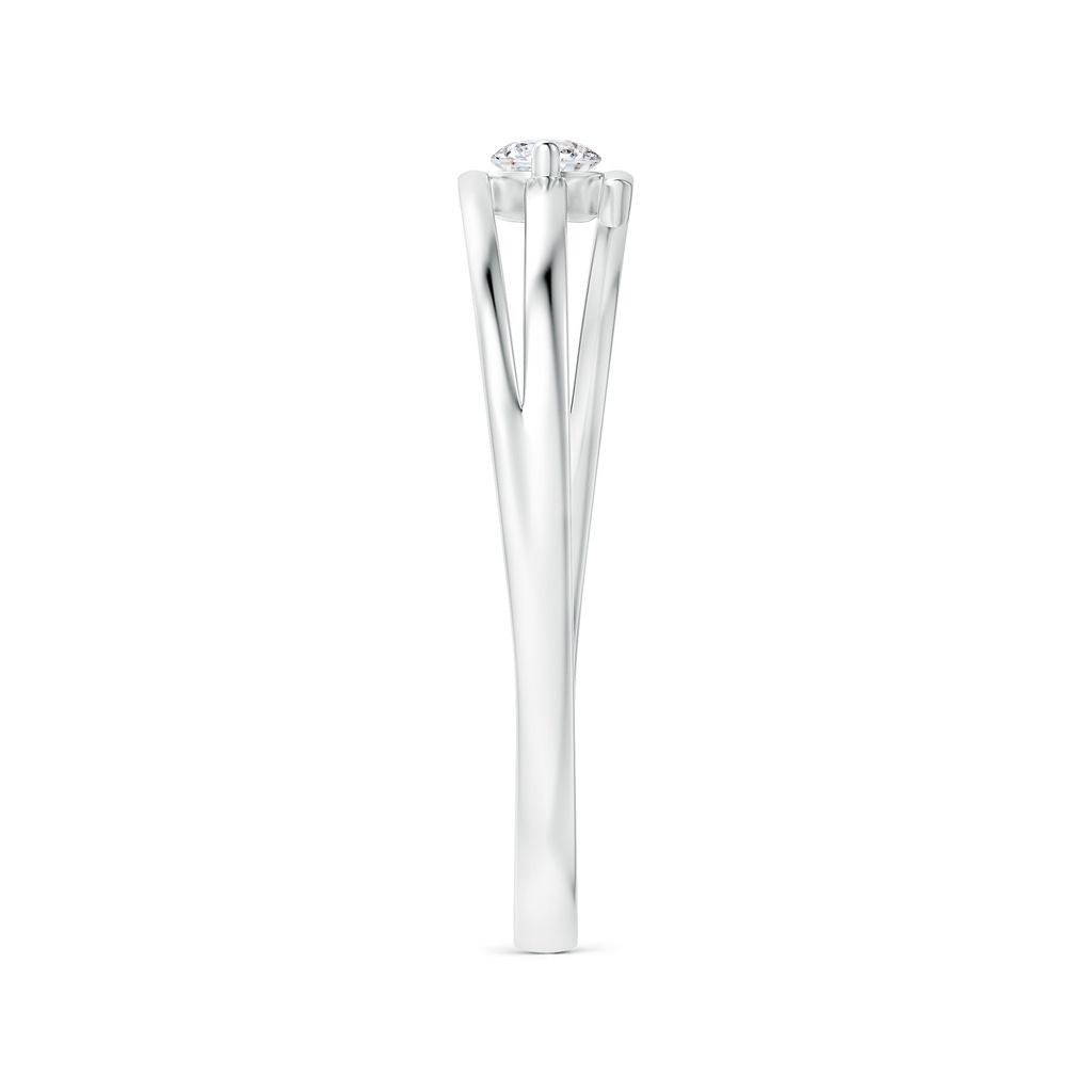 2.8mm GVS2 Solitaire Round Diamond Bypass Promise Ring in P950 Platinum - body_hand