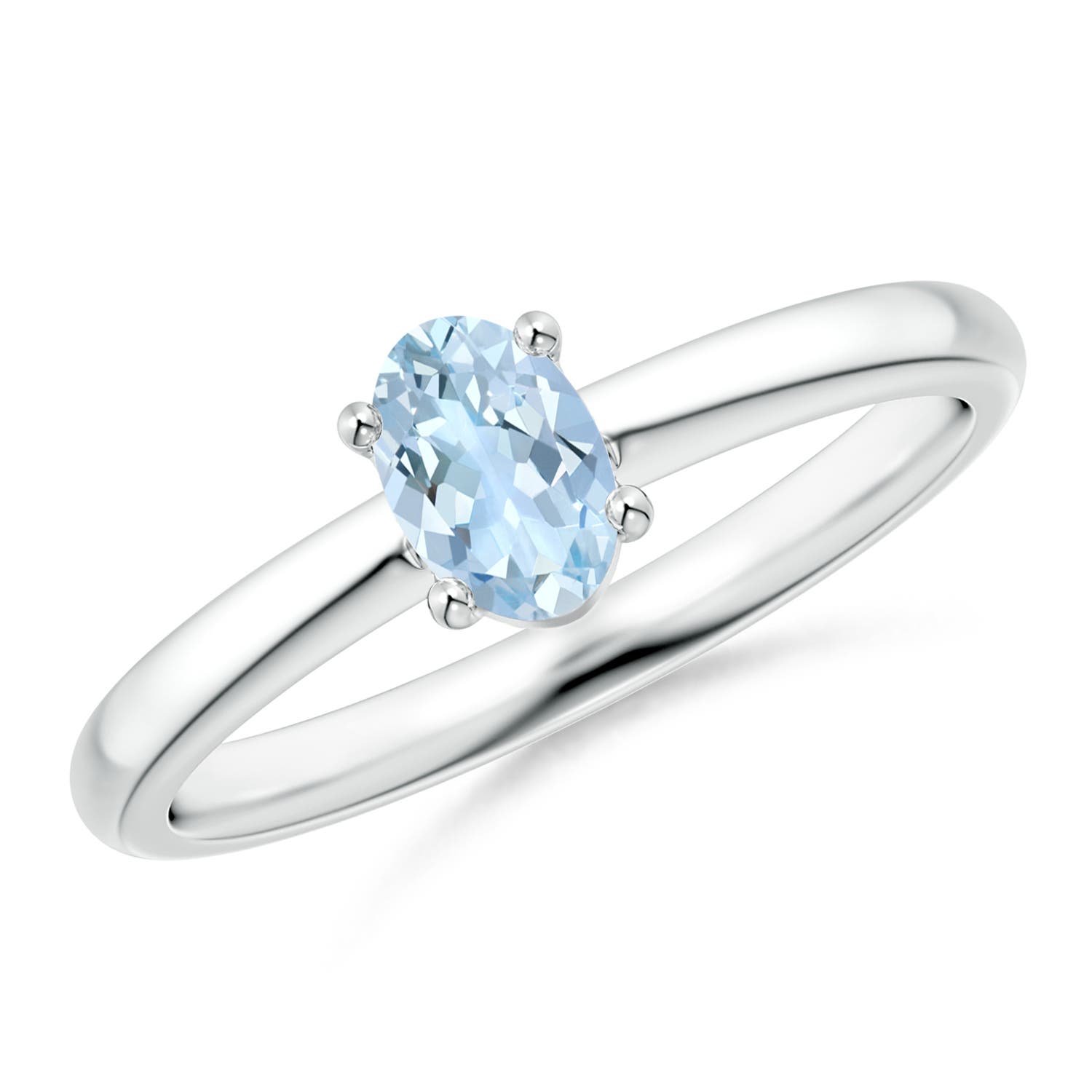 AA - Aquamarine / 0.4 CT / 14 KT White Gold