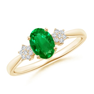 7x5mm AAAA Oval Emerald Solitaire Ring with Diamond Clustres in Yellow Gold