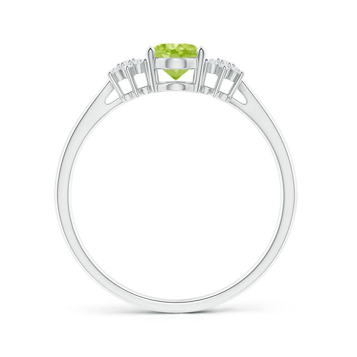 AA - Peridot / 0.93 CT / 14 KT White Gold