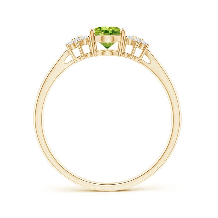 AAA - Peridot / 0.93 CT / 14 KT Yellow Gold