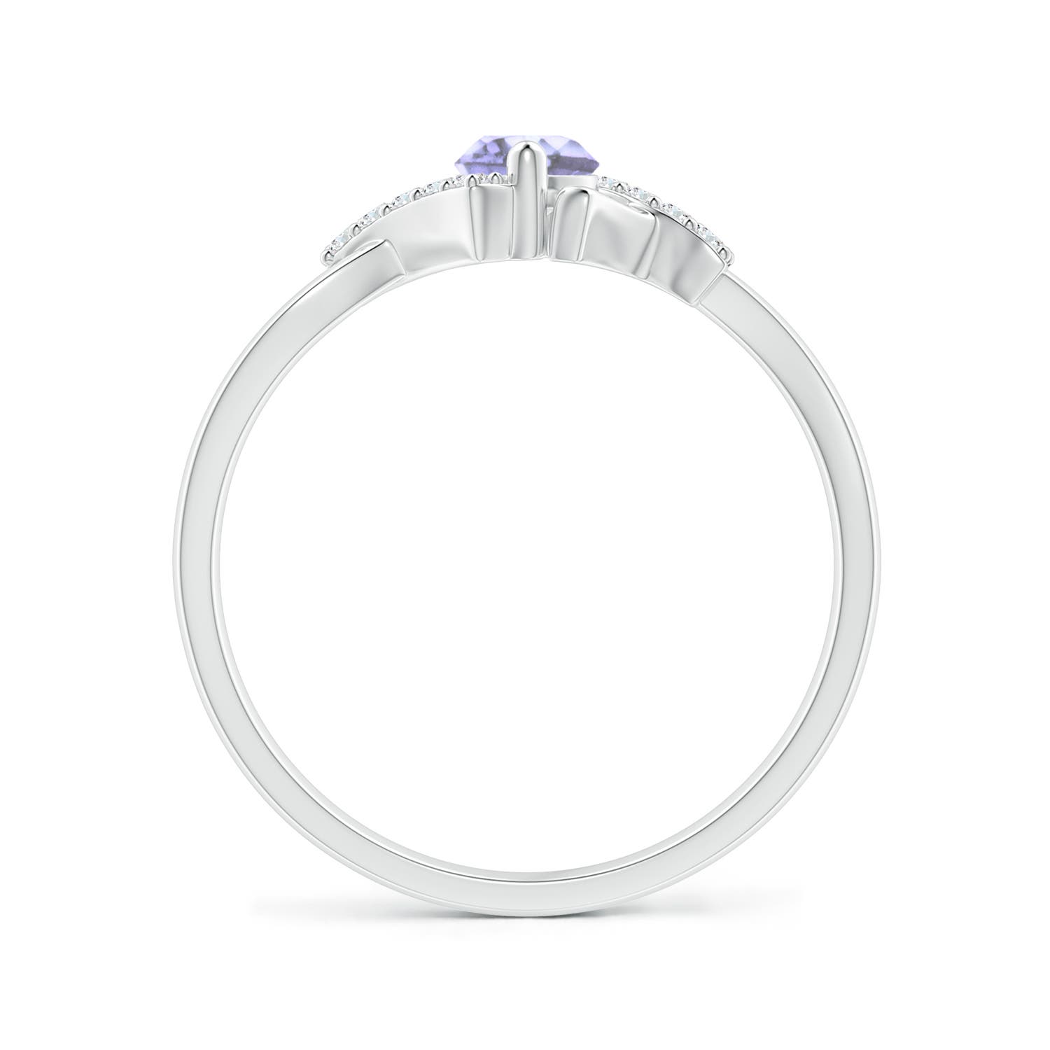 A - Tanzanite / 0.31 CT / 14 KT White Gold