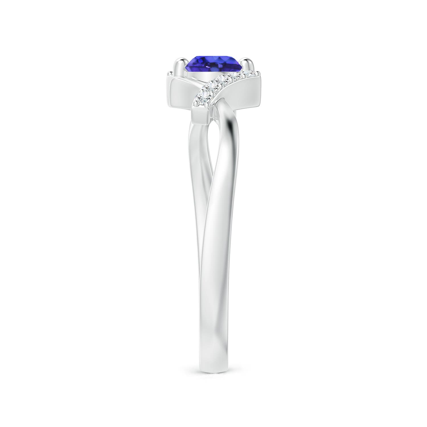 AAAA - Tanzanite / 0.31 CT / 14 KT White Gold