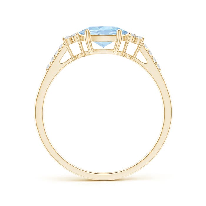 AA - Aquamarine / 0.69 CT / 14 KT Yellow Gold