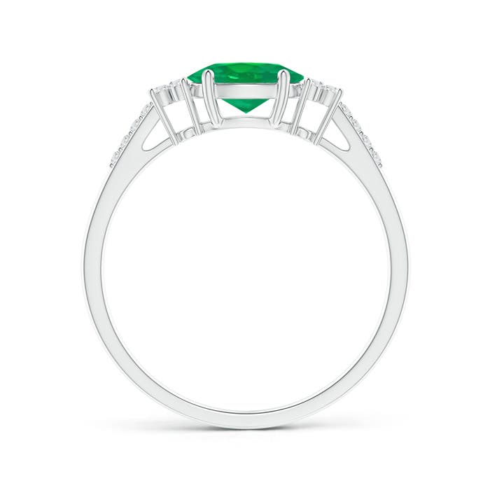 AA - Emerald / 0.75 CT / 14 KT White Gold