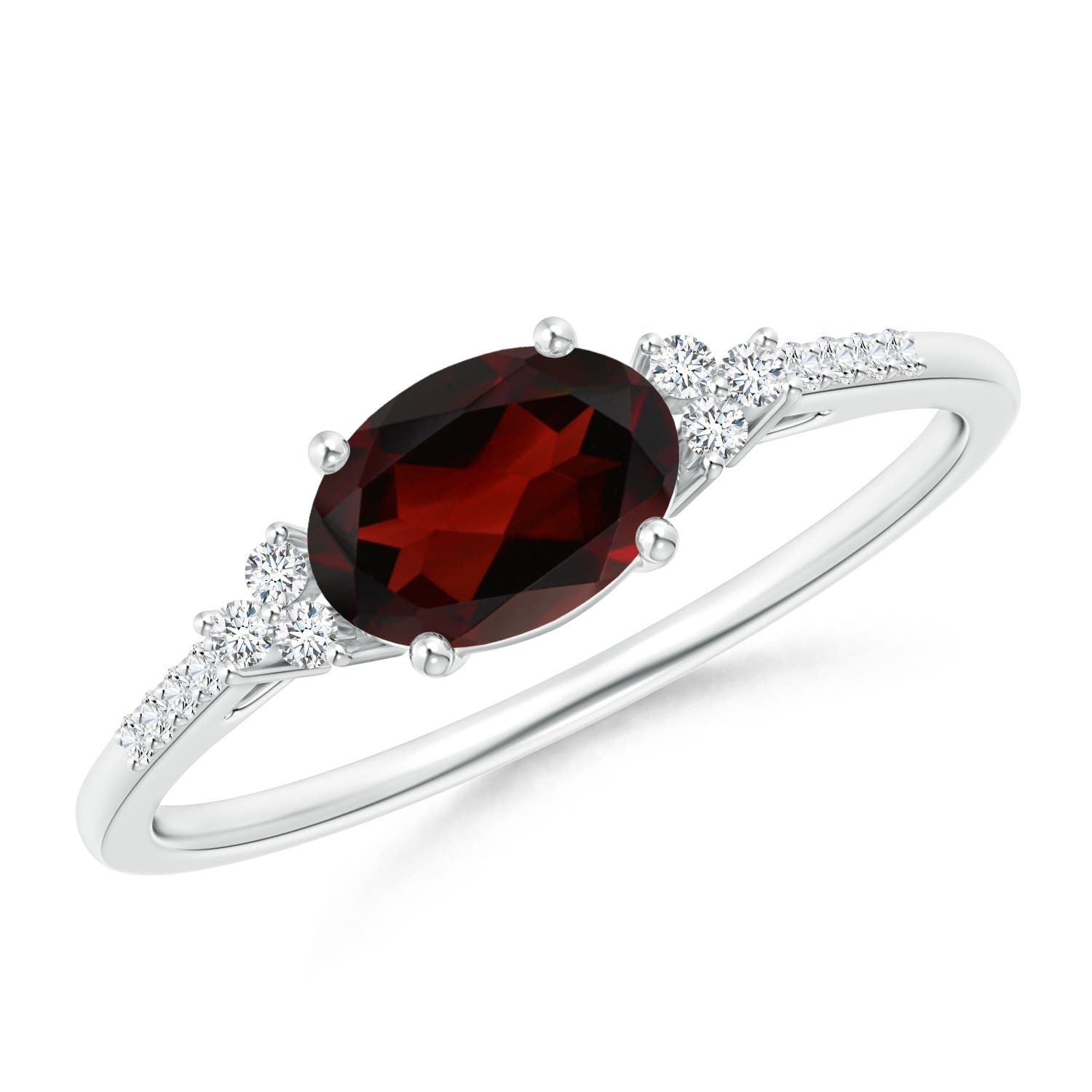 AA - Garnet / 0.99 CT / 14 KT White Gold