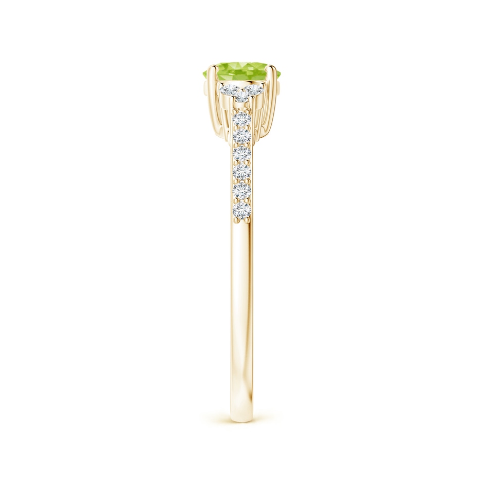 7x5mm AA Horizontally Set Oval Peridot Solitaire Ring with Trio Diamond Accents in 18K Yellow Gold side 299