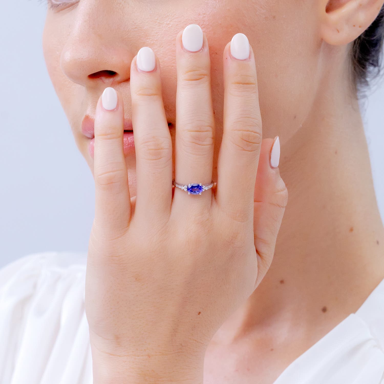 SR1485TD lifestyle image - lifestyle 3