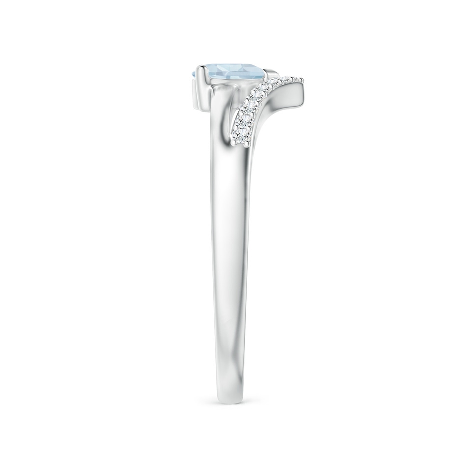 5mm A Solitaire Heart Aquamarine and Diamond Chevron Ring in White Gold side-2
