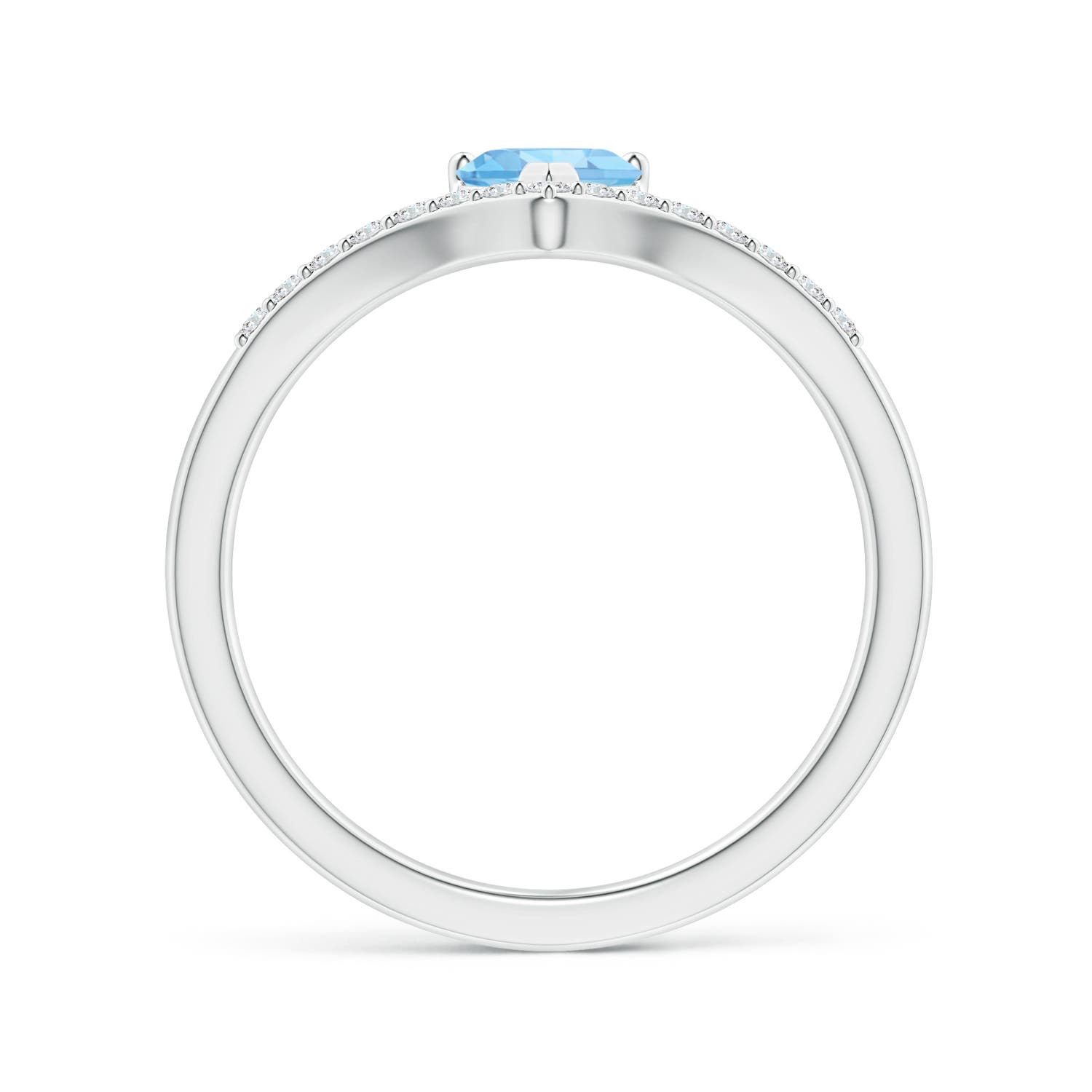 AAAA - Aquamarine / 0.45 CT / 14 KT White Gold