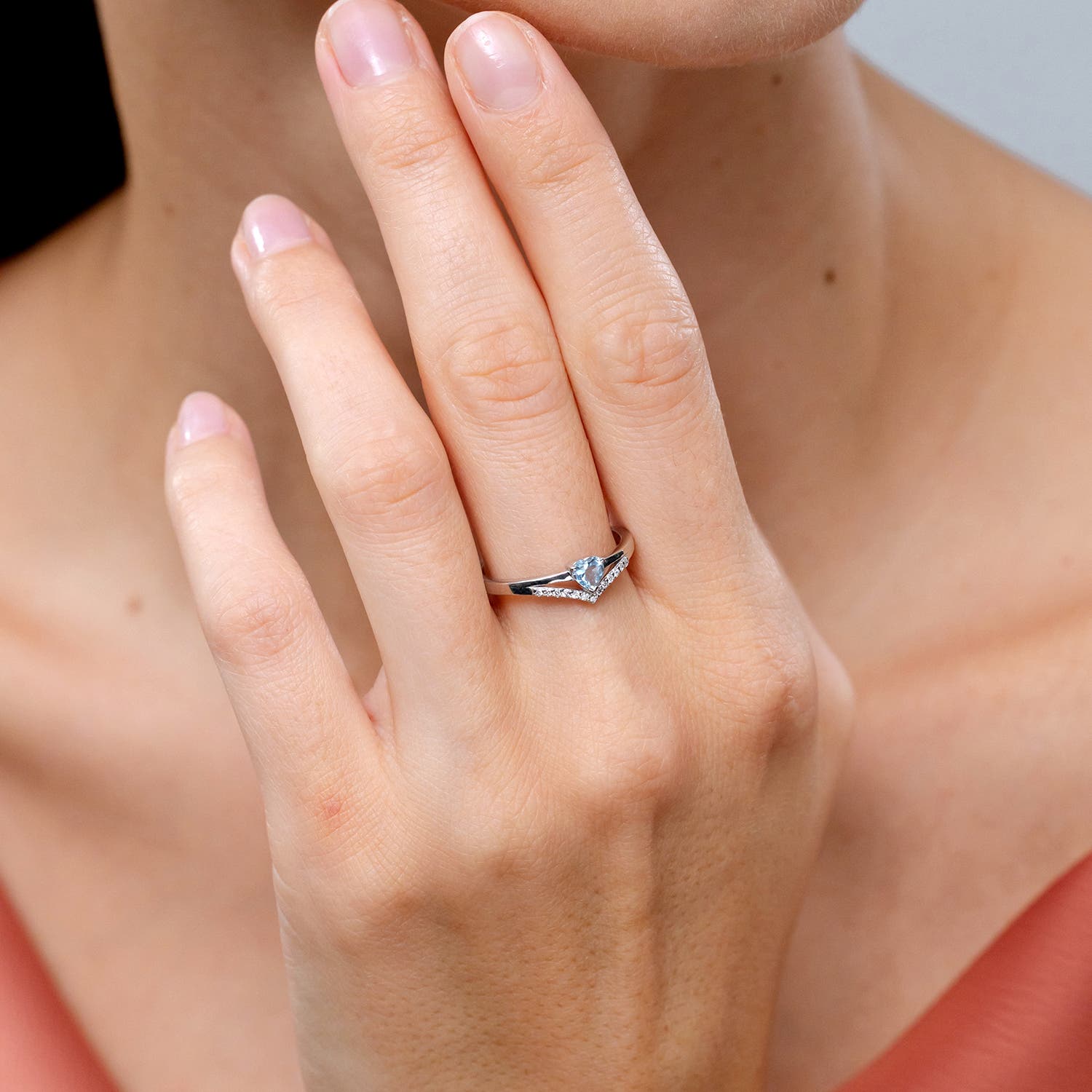 SR1486AQD lifestyle image - lifestyle 4