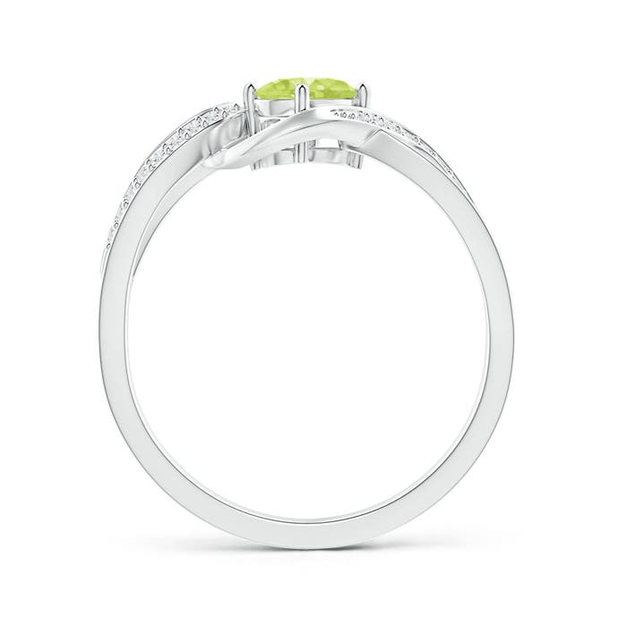 A - Peridot / 0.59 CT / 14 KT White Gold