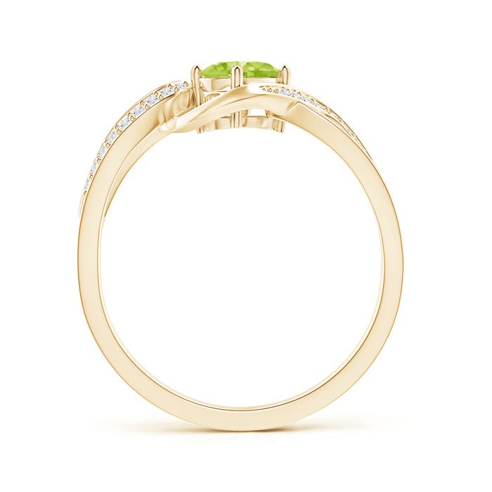 AA - Peridot / 0.59 CT / 14 KT Yellow Gold