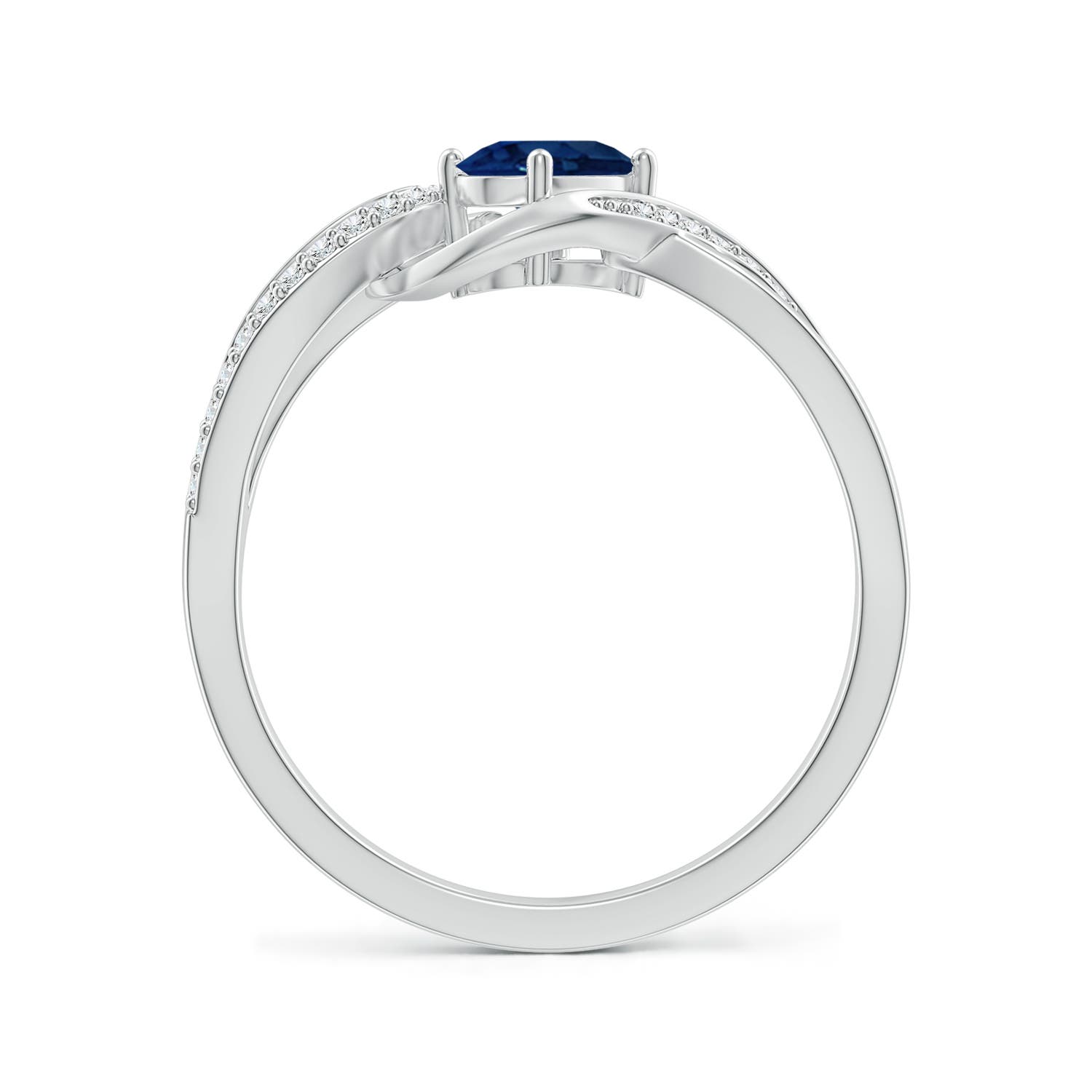 AA - Blue Sapphire / 0.71 CT / 14 KT White Gold